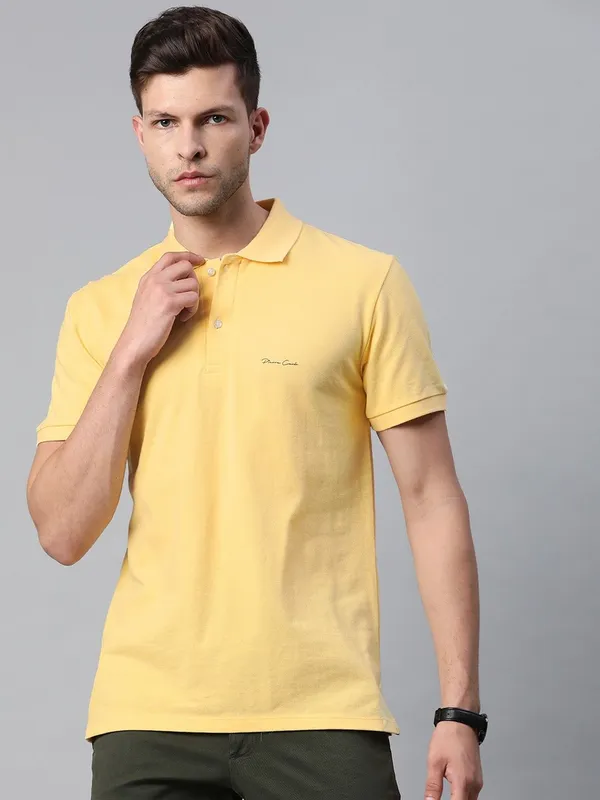 Yellow_Cotton_Blend_T-Shirt_For_Men
