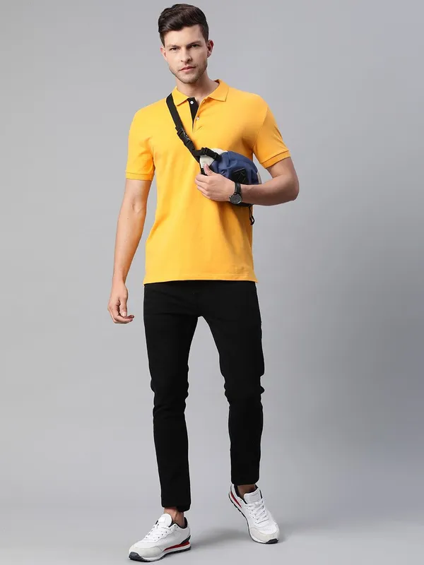 Yellow_Cotton_Blend_T-Shirt_For_Men