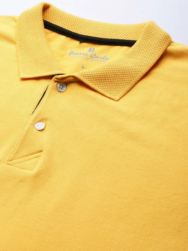 Yellow_Cotton_Blend_T-Shirt_For_Men