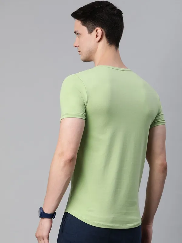 Light_Green_Solid_Cotton_T-Shirt_For_Men