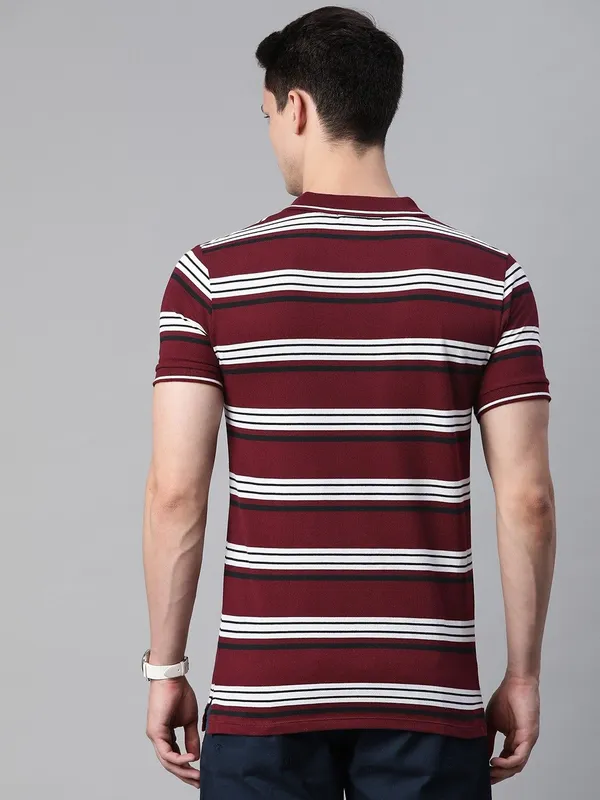 Maroon_Cotton_Blend_T-Shirt_For_Men