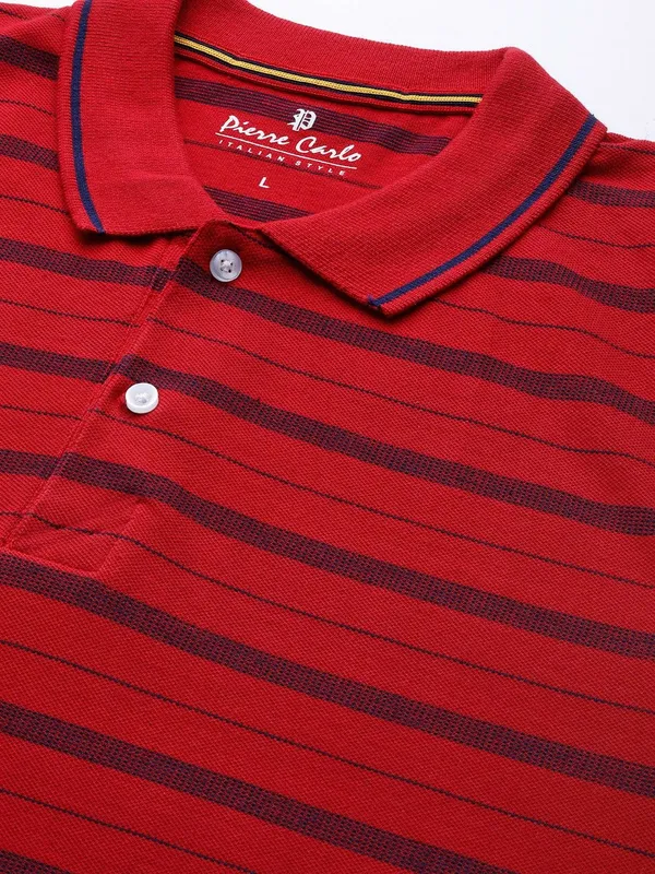 Red_Cotton_Blend_T-Shirt_For_Men