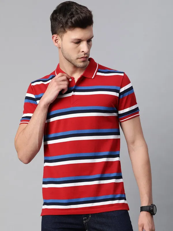 Red_Cotton_Blend_T-Shirt_For_Men