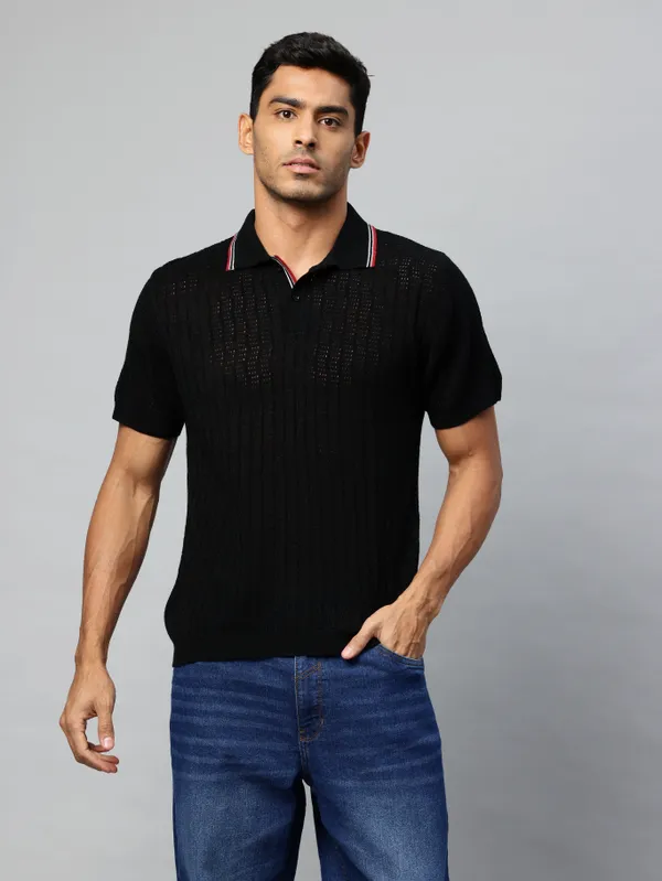 Black_Cotton_Blend_T-Shirt_For_Men