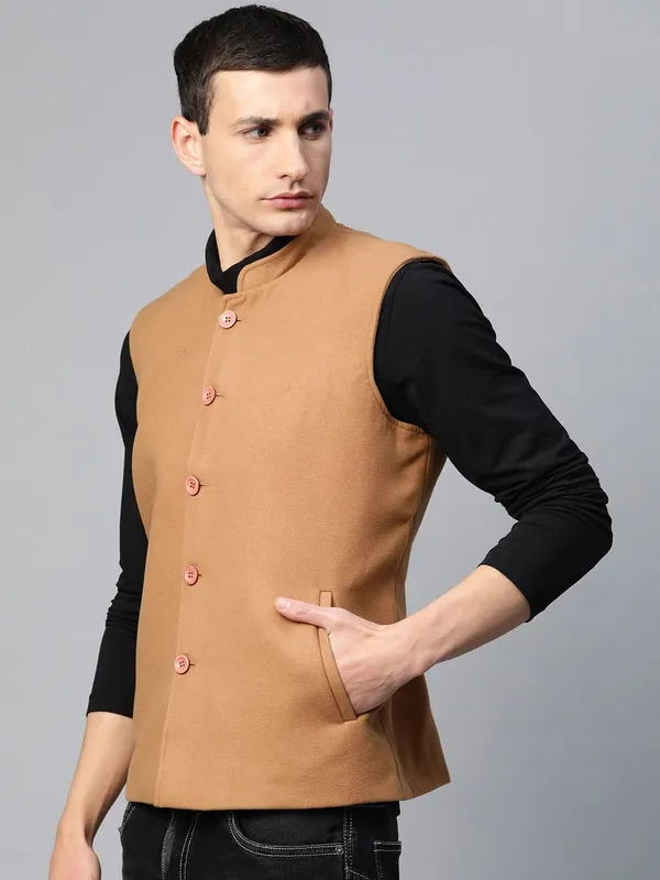Beige_Solid_Suiting_Fabric_Waistcoat_For_Men