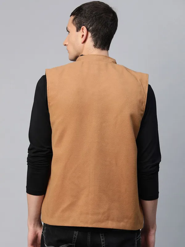 Beige_Solid_Suiting_Fabric_Waistcoat_For_Men
