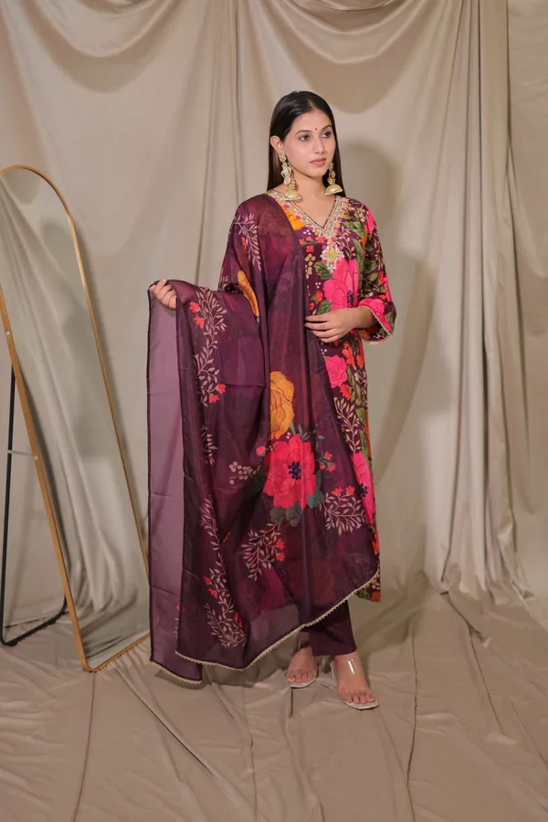 Gulmohar_3_Piece_Kurta_Set_Crepe