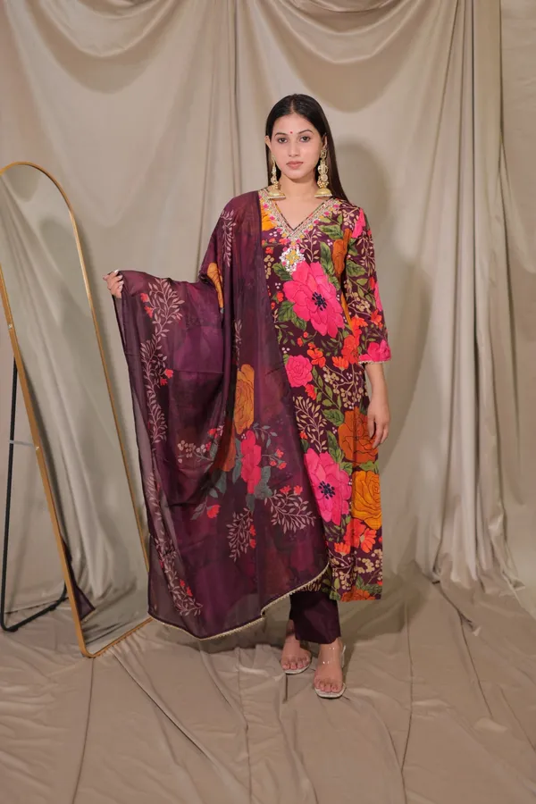 Gulmohar_3_Piece_Kurta_Set_Crepe