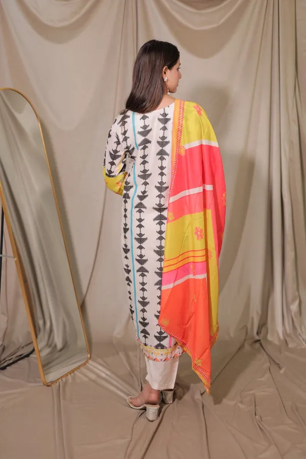 Husna_3_Piece_Kurta_Set_Muslin
