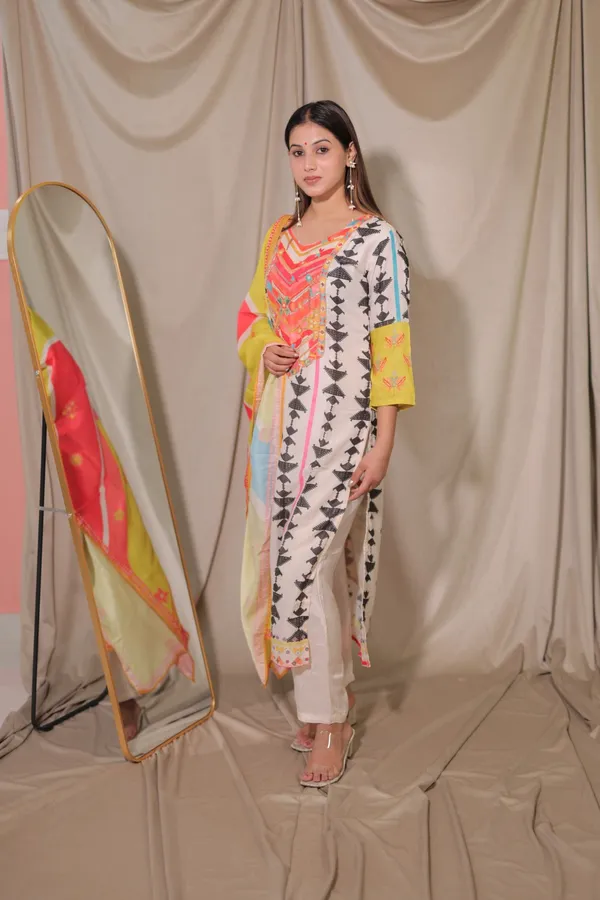 Husna_3_Piece_Kurta_Set_Muslin