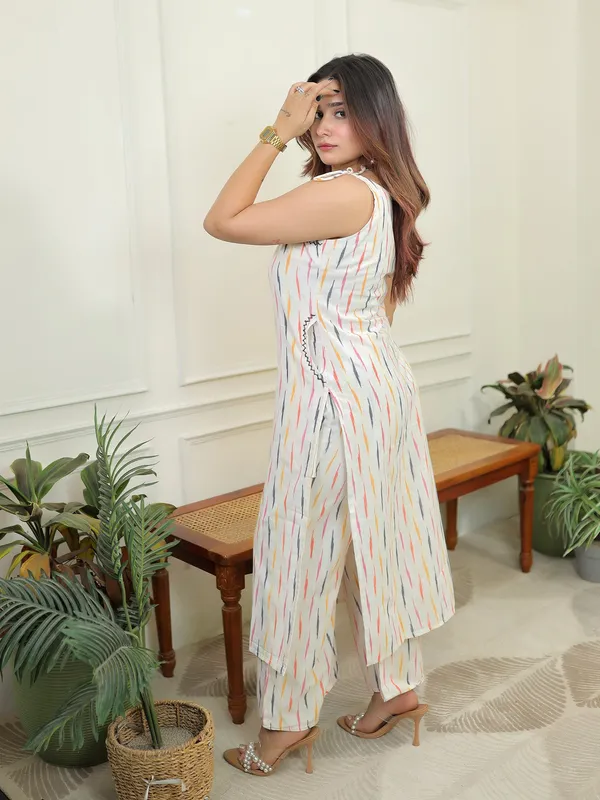 Khadi_Strap_Kurta_Set_White_Khadi