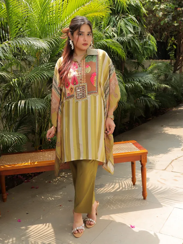 Multi_Muslin_Kaftan_Set_Green_Muslin