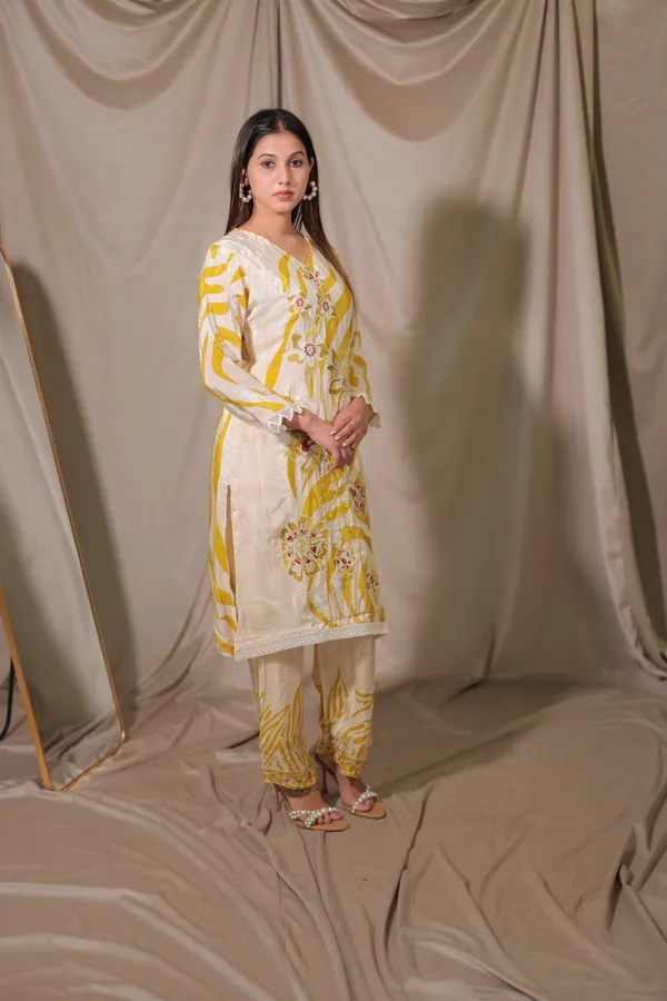 Roohani_Festive_Co_Ord_Set_Muslin