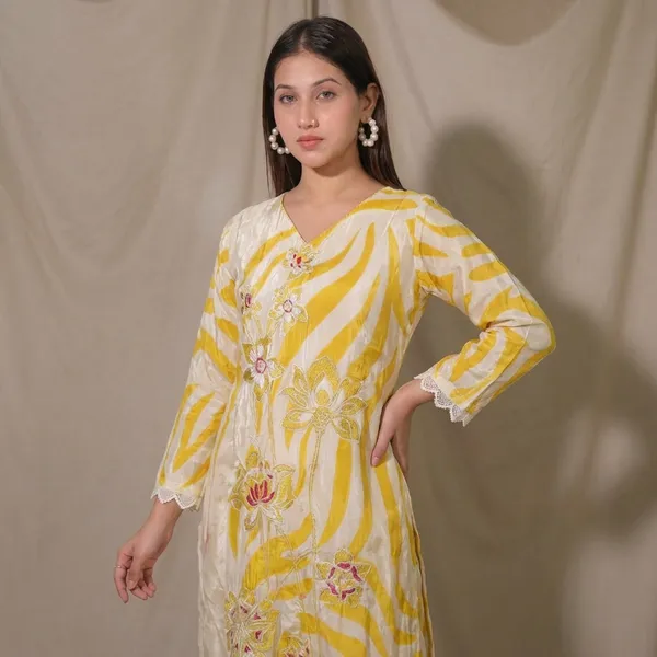 Roohani_Festive_Co_Ord_Set_Muslin