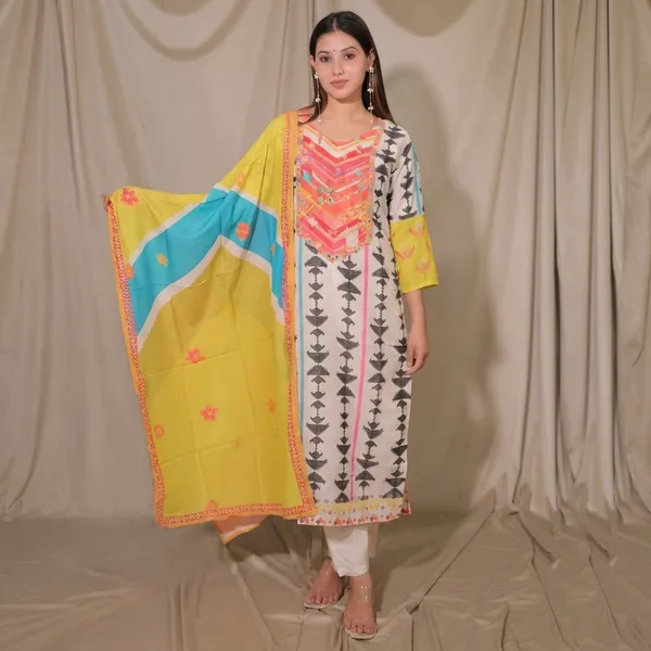 Husna_3_Piece_Kurta_Set_Muslin