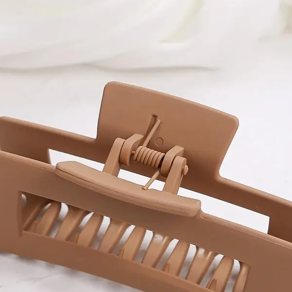 Women_S_Rectangular_Matte_Hair_Claw_Clip