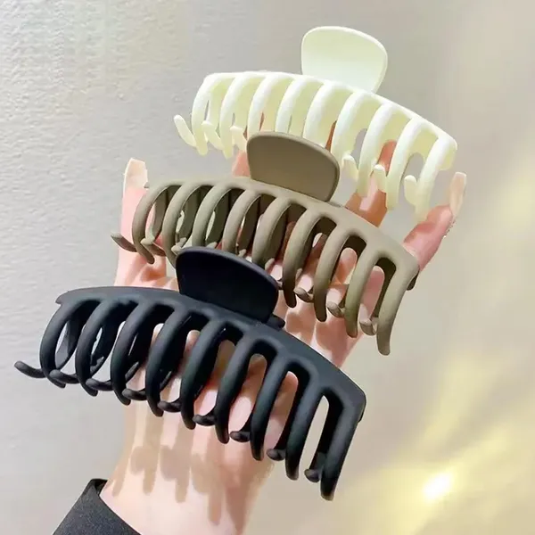 Women_Hair_Claw_Clip