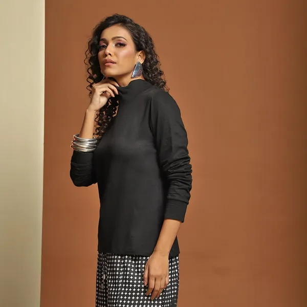 Black_Rayon_Blend_Solid_Top_For_Women