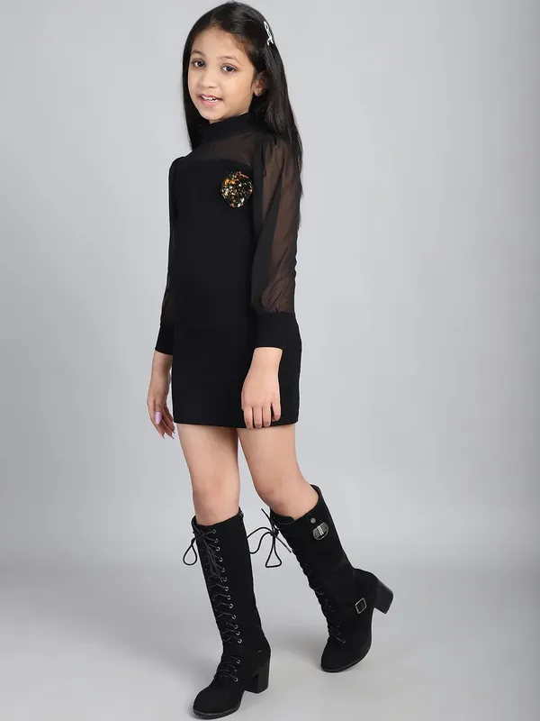 Black_Cotton_Solid_Dress_For_Kids