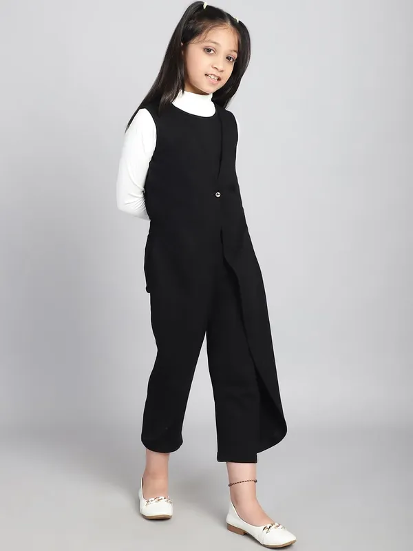 Black_Cotton_Solid_Jumpsuit_For_Kids