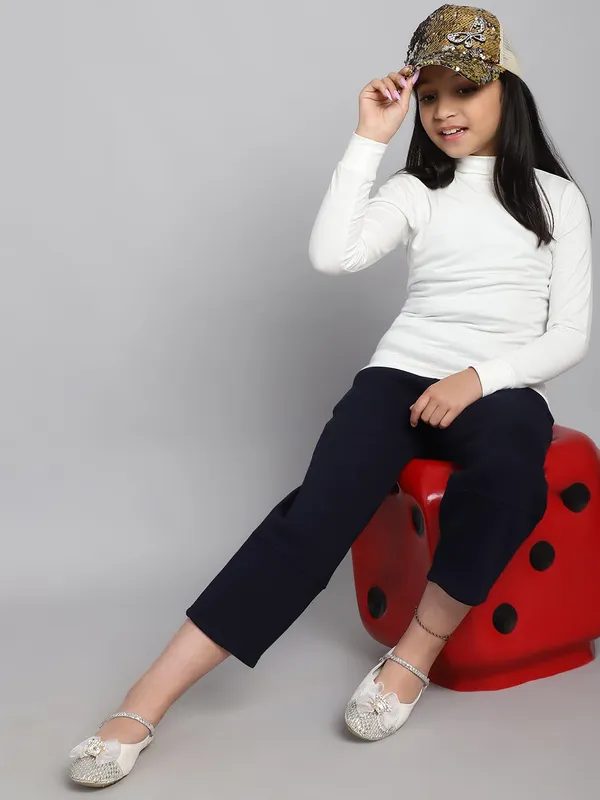 Cream_Rayon_Solid_T-Shirt_For_Kids