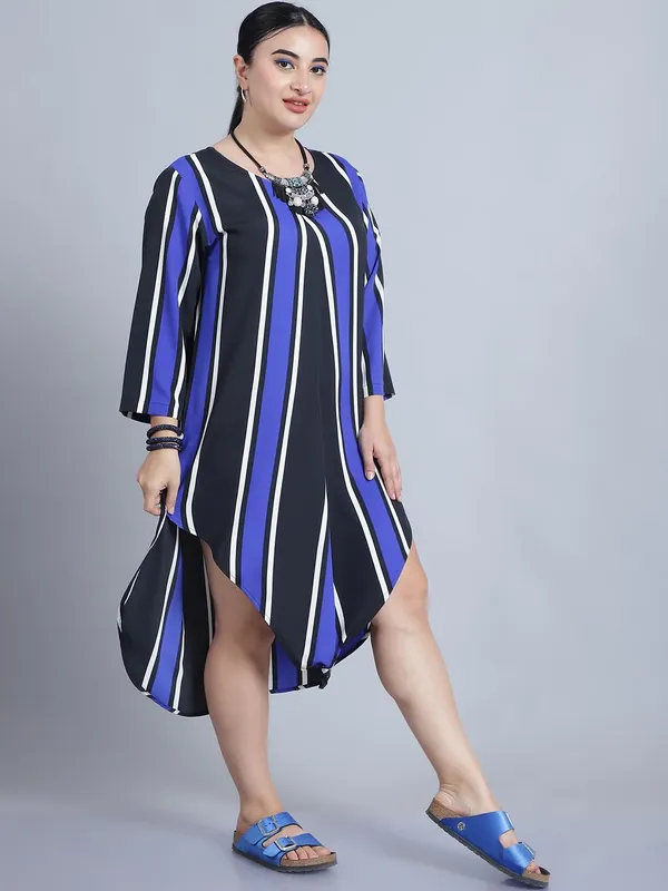 Blue_Polyester_Striped_Kurti_For_Women