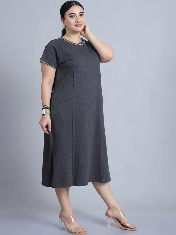 Dark_Melange_Cotton_Blend_Solid_Dress_For_Women