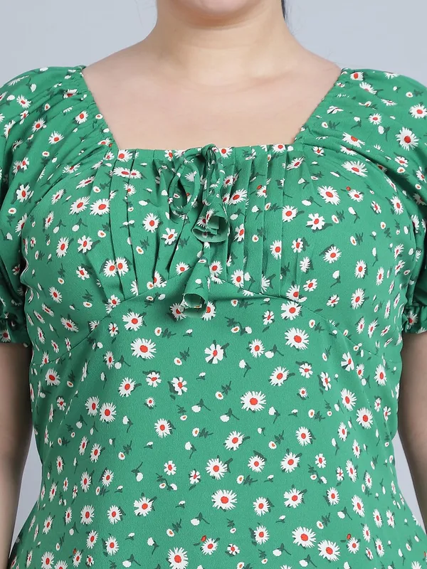 Green_Polyester_Floral_Dress_For_Women