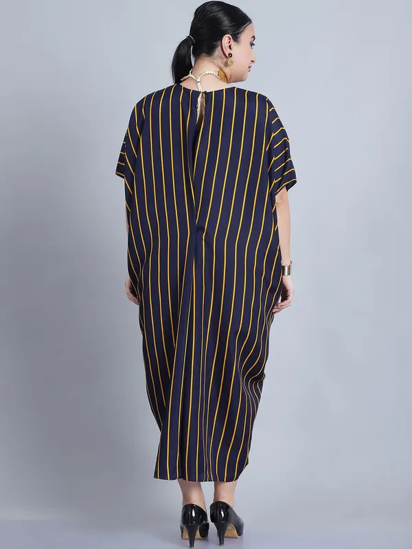 Navy_Blue_Polyester_Striped_Kaftan_For_Women