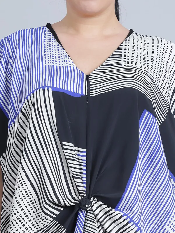 Blue_Polyester_Solid_Kaftan_For_Women