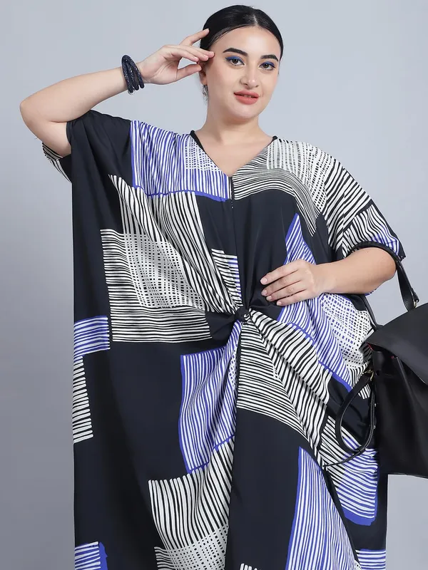 Blue_Polyester_Solid_Kaftan_For_Women