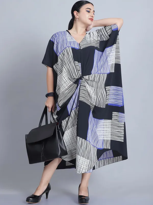 Blue_Polyester_Solid_Kaftan_For_Women