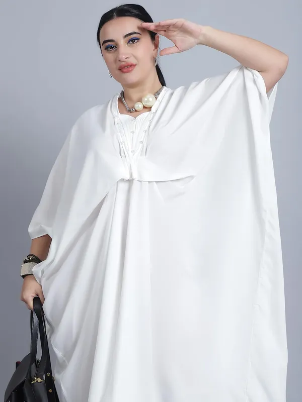 White_Polyester_Solid_Kaftan_For_Women