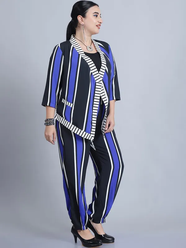 Blue_Polyester_Striped_Clothing_Set_For_Women