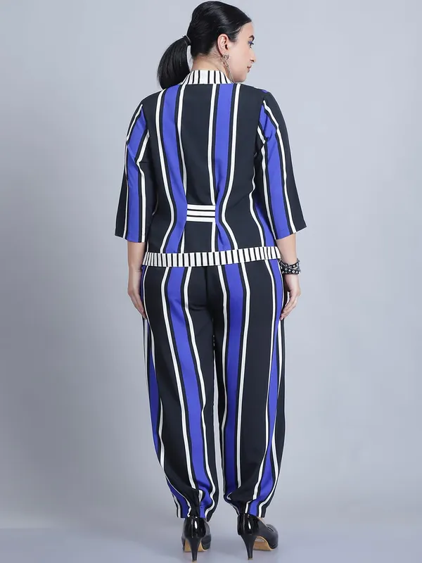 Blue_Polyester_Striped_Clothing_Set_For_Women