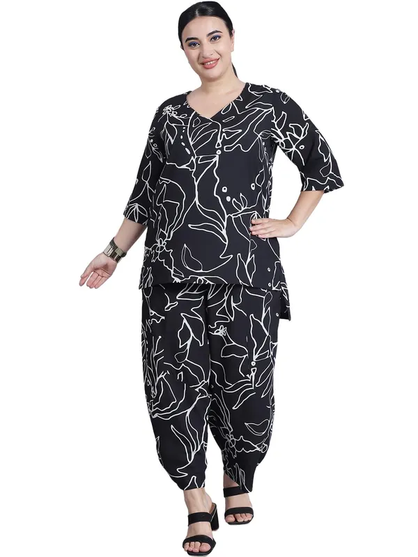 Black_Polyester_Clothing_Set_For_Women