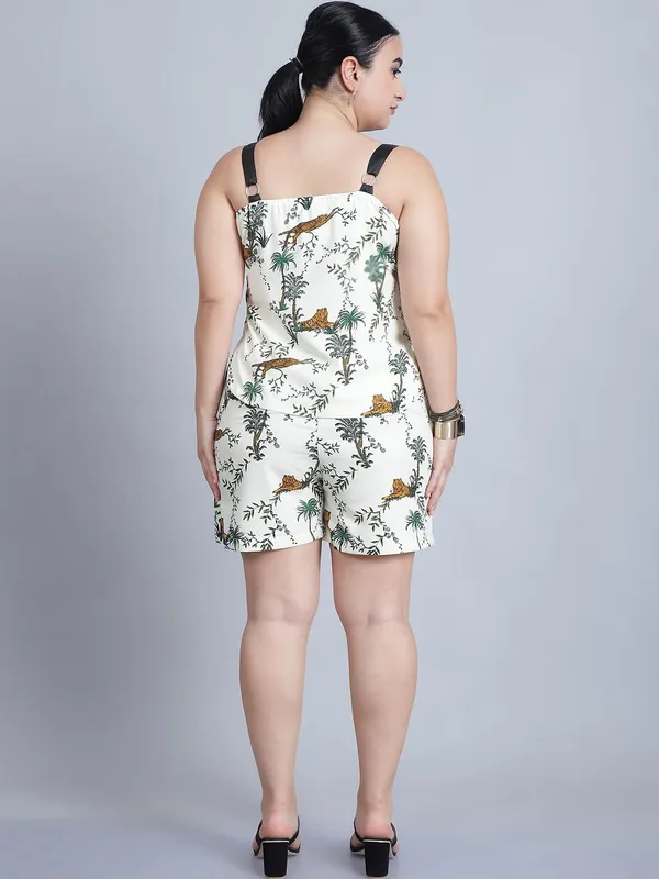 Cream_Polyester_Floral_Clothing_Set_For_Women