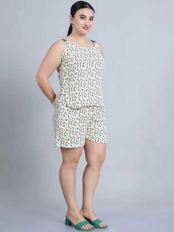 Cream_Polyester_Floral_Clothing_Set_For_Women