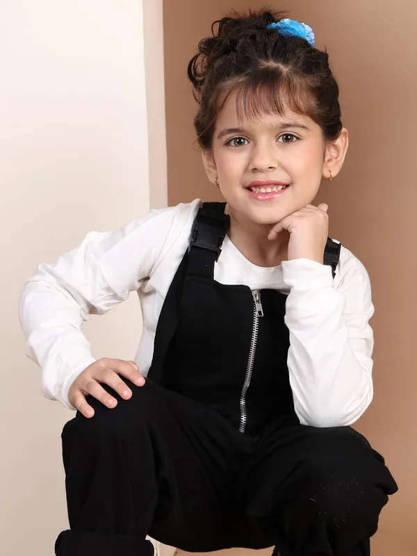 Black_Cotton_Solid_Clothing_Set_For_Kids