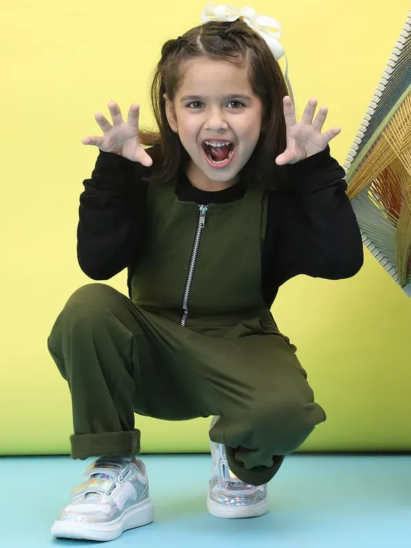 Olive_Cotton_Solid_Clothing_Set_For_Kids