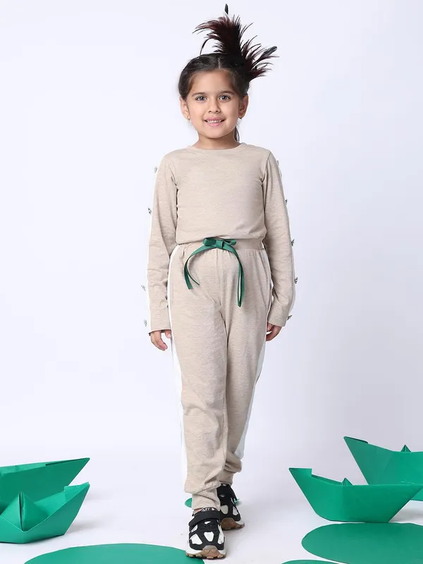 Beige_Melange_Cotton_Blend_Solid_Clothing_Set_For_Kids