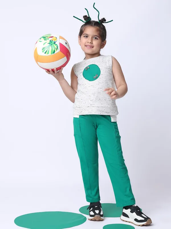 Green_Cotton_Solid_Clothing_Set_For_Kids