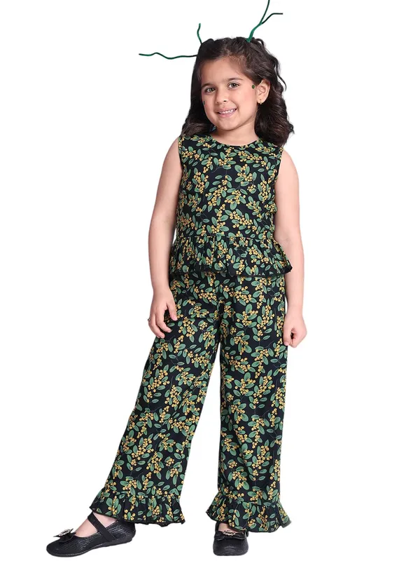 Green_Rayon_Floral_Clothing_Set_For_Kids