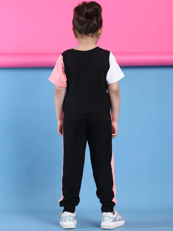 Salmon_Rayon_Solid_Clothing_Set_For_Kids