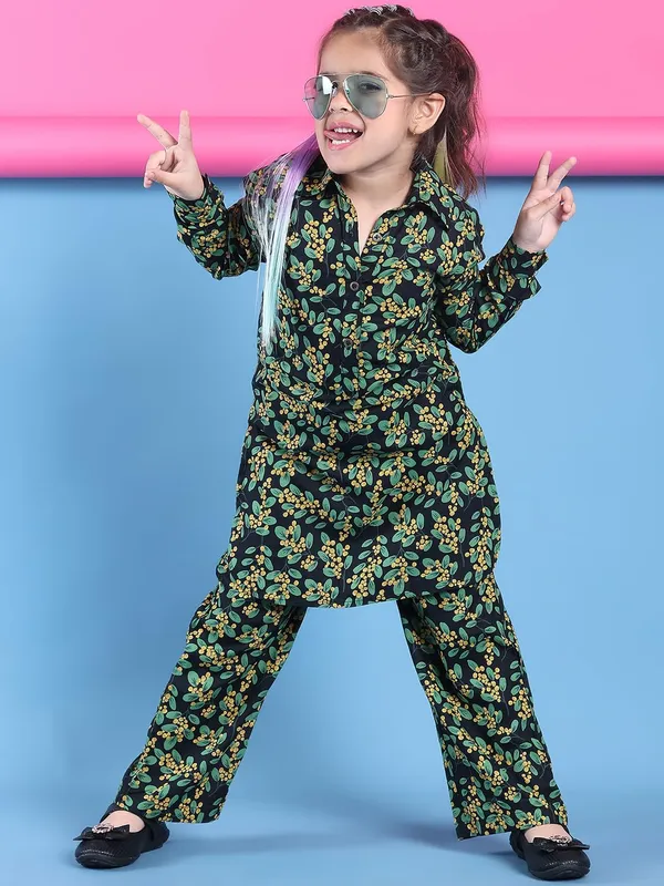 Green_Rayon_Floral_Clothing_Set_For_Kids
