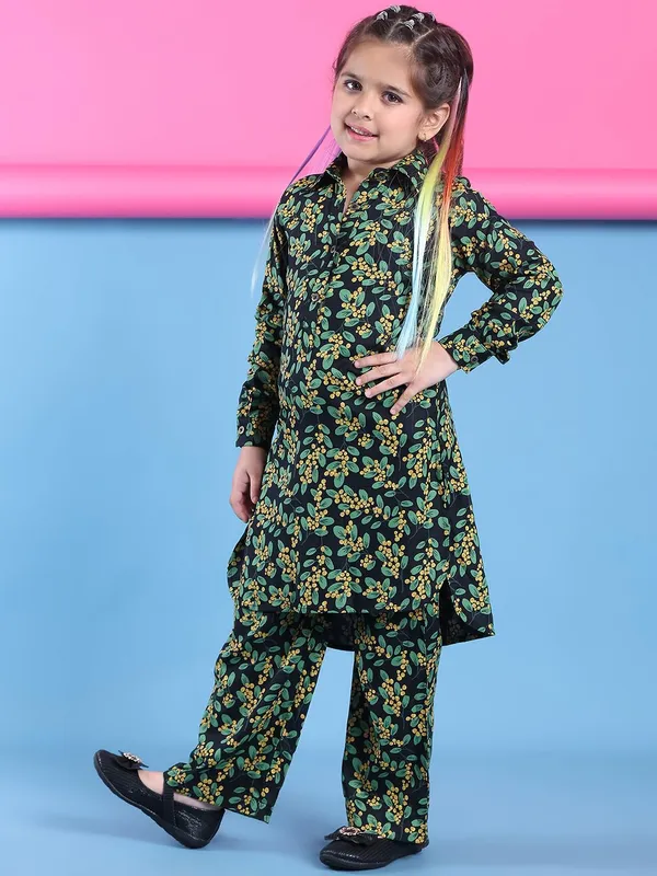 Green_Rayon_Floral_Clothing_Set_For_Kids
