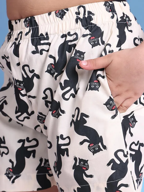 White_Cotton_Animal_Print_Clothing_Set_For_Kids
