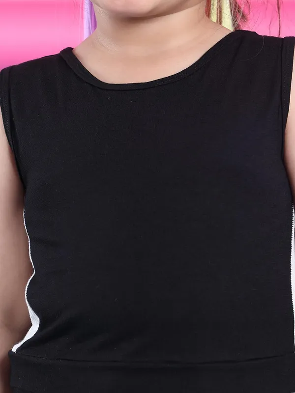 Black_Rayon_Solid_Clothing_Set_For_Kids