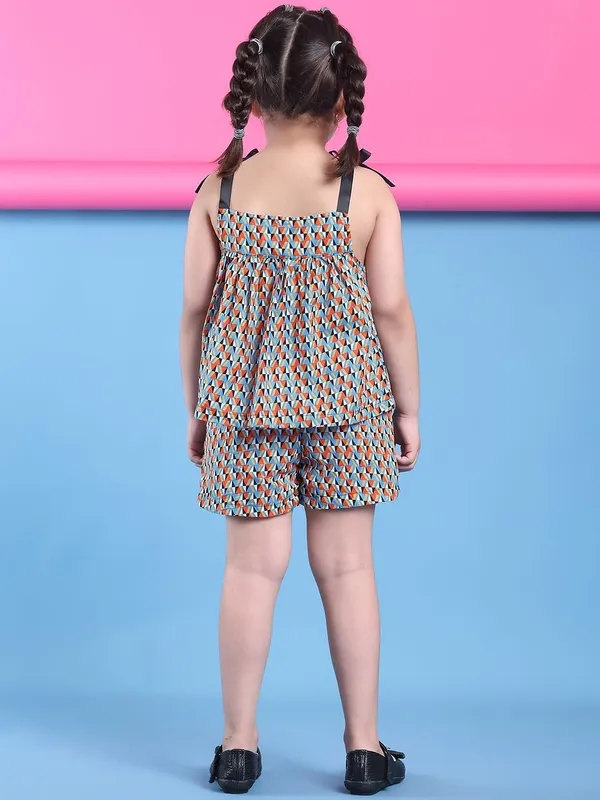 Multicolour_Cotton_Geometric_Clothing_Set_For_Kids