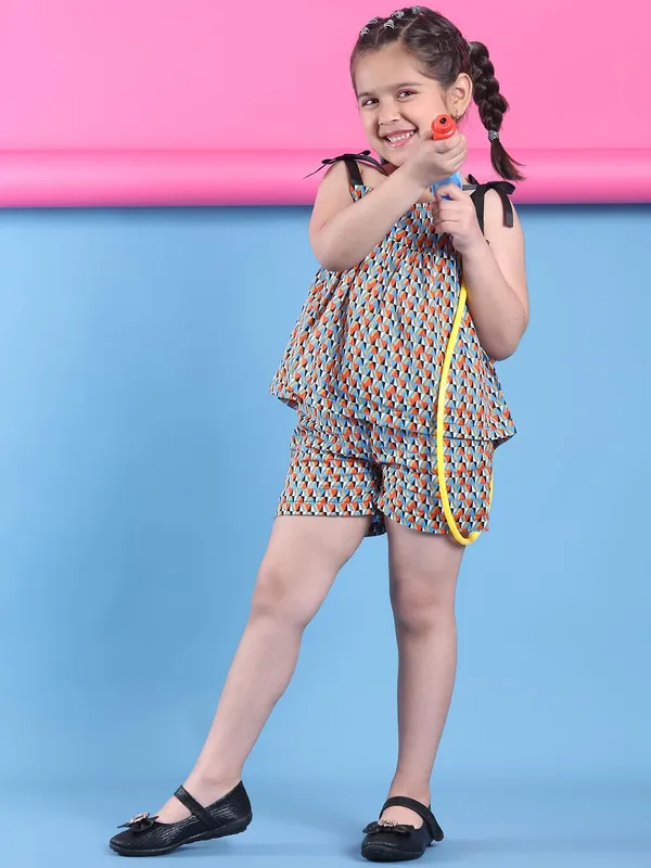 Multicolour_Cotton_Geometric_Clothing_Set_For_Kids